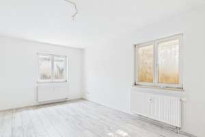 Bezugsfreie Maisonettewohnung mit 3 nutzbaren Räumen und Garten ! – Türkisstraße 7, 4319 Engelsdorf, Leipzig – Vorschaubild 10