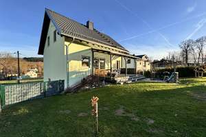 Traumhaftes Anwesen in Schwarzbach: Architektenhaus mit großem Grundstück – Die vollständige Adresse der Immobilie erhältst du vom Anbieter., 9841 Elterlein – Vorschaubild 3