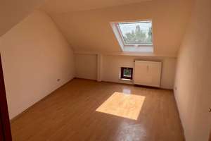 2 Zimmer Dachgeschoß Wohnung in Lindenau – Lützner Str. 113, 4177 Lindenau, Leipzig – Vorschaubild 1