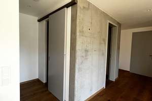 Wohnensemble im Lehel Moderne 3-Zimmer-Wohnung mit offener Wohnküche, Homeoffice und Ankleide – Lerchenfeldstraße 28, 80538 Englischer Garten, München – Vorschaubild 7