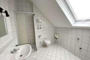 Maisonetten-Wohnung mit EBK und Blk. in Neu-Ulm/Reutti – Die vollständige Adresse der Immobilie erhältst du vom Anbieter., 89233 Neu-Ulm – Vorschaubild 5