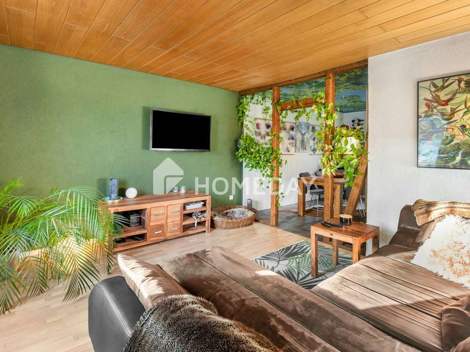 1. OG Wohnzimmer 1 2