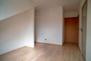 Großzügiges Wohnen unterm Dach – lichtdurchflutet & charmant – Die vollständige Adresse der Immobilie erhältst du vom Anbieter., 68305 Waldhof, Mannheim – Vorschaubild 14