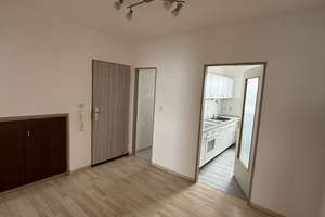 **Bezugsfreie 3-Zimmer-Wohnung mit Balkon in Uni-Nähe – Haunstetter Straße 103, 86161 Hochfeld, Augsburg – Vorschaubild 2