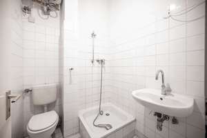 🍀 Wohnglück am Boxi - helles 1 Zimmer Studio zum ruhigen Hinterhof – Die vollständige Adresse der Immobilie erhältst du vom Anbieter., 10245 Friedrichshain, Berlin – Vorschaubild 3