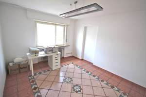 Helle Wohnung mit großen Fensterflächen von Stuttgart-Bergheim mit Terrasse! – Die vollständige Adresse der Immobilie erhältst du vom Anbieter., 70499 Bergheim, Stuttgart – Vorschaubild 6