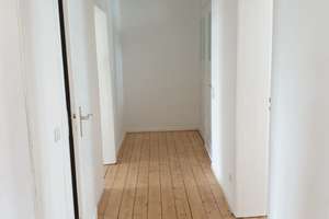 Helle 3-Zimmer-Wohnung mit Balkon im 3. OG in Dortmund Innenstadt – Schillingstraße 6, 44139 Westfalenhalle, Dortmund – Vorschaubild 2