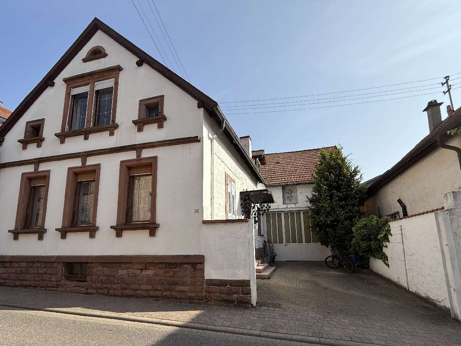 Straßenansicht