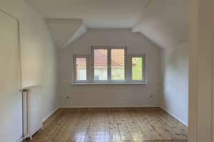 Genießen Sie Ihre wunderschöne Dachgeschosswohnung mit Sonnenbalkon in Berlin-Zehlendorf – Königstraße 31, 14163 Zehlendorf, Berlin – Vorschaubild 15