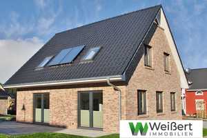 Neubau - Junges Wohnkonzept im klassischen EFH - Niedrigenergiehaus EH40 mit Wärmepumpe + PV – Pinneberg (Kreis) – Vorschaubild 1