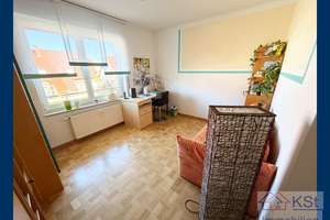 Großzügig wohnen, ruhig entspannen: Helle 3-Raum-Wohnung mit Sonnenbalkon in bester, zentraler Lage. – Die vollständige Adresse der Immobilie erhältst du vom Anbieter., 4319 Engelsdorf, Leipzig – Vorschaubild 11
