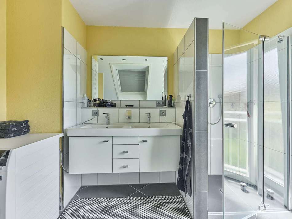 Badezimmer DG