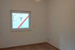 Neuwertige 3-Zimmer-Wohnung mit Balkon und EBK in Erfurt – Meyfartstr. 9, 99084 Erfurt – Vorschaubild 3