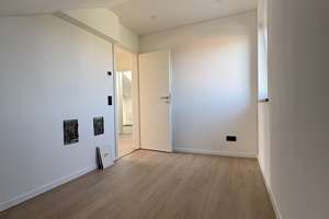 Exclusive DG Wohnung mit Einbauküche und Balkon, Erstbezug – Carl-Natterer-Str. 13, 86165 Firnhaberau, Augsburg – Vorschaubild 16