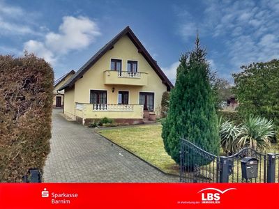 Traumhaus in Ahrensfelde mit Gästehaus !