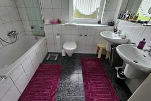 Freistehendes Zweifamilienhaus mit ca. 215 m² Wohnfläche, 2 Garagen und ca. 714 m²  – Die vollständige Adresse der Immobilie erhältst du vom Anbieter., 45279 Freisenbruch, Essen – Vorschaubild 12