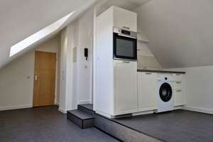 Nettes saniertes Dachgeschoss-Apartment (Provisionsfrei) im Zentrum von Düsseldorf – Die vollständige Adresse der Immobilie erhältst du vom Anbieter., 40215 Friedrichstadt, Düsseldorf – Vorschaubild 8