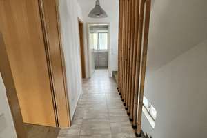  Doppelhaushälfte mit 3 Bäder, 4  WCs, Kamin,  Terrasse & Marquardt-Küche in Nürnberg-Gar – Germersheimer Straße 125, 90469 Trierer Straße, Nürnberg – Vorschaubild 18