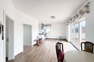 🏡 61 m² innen. 29 m² Dachterrasse. 2-Zimmer-Penthouse + Keller, Aufzug & Einbauküche in Meckenheim – Auf dem Steinbüchel 45, 53340 Meckenheim – Vorschaubild 6