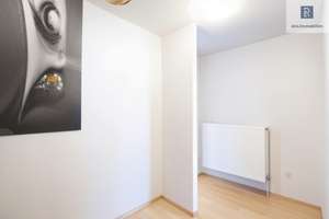 Köln-Bayenthal: Gemütliche 2-Zimmer-Wohnung mit Tiefgaragenstellplatz und Balkon – Die vollständige Adresse der Immobilie erhältst du vom Anbieter., 50968 Bayenthal, Köln – Vorschaubild 6