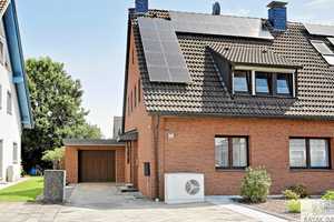 Moderne Doppelhaushälfte mit großem Garten, Einliegerwohnung & PV-Anlage in Urdenbach – Düsseldorf – Vorschaubild 1