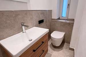 Kernsanierung! Hochwertige 2,5-Zi.-Wohnung mit Terrasse und EBK in absolut ruhiger Lage! – 90459 Gugelstraße, Nürnberg – Vorschaubild 8