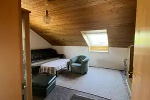 Geräumiges + gepflegtes 7-Zimmer-Wohnhaus und Nebengebäude (für Gewerbe) in Königsbrunn – Augsburg (Kreis) – Vorschaubild 10