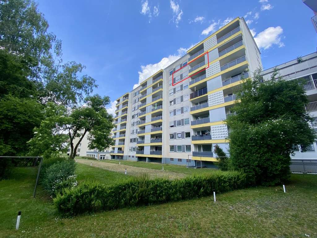Sofort frei für Kapitalanleger oder Eigennutzer! Gepflegte 2-Zimmer-Wohnung in zentraler Lage