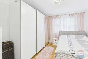 Kernsaniertes Einfamilienhaus in zwei Doppelhaushälften unterteilt – Die vollständige Adresse der Immobilie erhältst du vom Anbieter., 25436 Tornesch – Vorschaubild 3