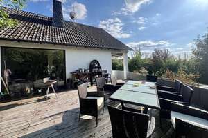  **Ihr Zuhause in der Natur: Einfamilienhaus mit Einliegerwohnung** – Die vollständige Adresse der Immobilie erhältst du vom Anbieter., 51381 Bergisch Neukirchen, Leverkusen – Vorschaubild 1