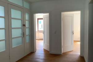 Viel Platz in Darmstadt-Ost: 4-Zimmer-Wohnung mit zwei Bädern – Die vollständige Adresse der Immobilie erhältst du vom Anbieter., 64287 Darmstadt-Ost, Darmstadt – Vorschaubild 2