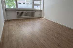 Großräumige 4-Zimmer Wohnung in bester Lage, Schwabing West – Destouchesstraße 60, 80796 Am Luitpoldpark, München – Vorschaubild 2