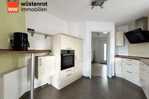 Tür auf. Herz rein. Zuhause sein. Moderne
5 helle Zimmer auf 131 m². Wunderschöne
Gartenoase. – Tuttlingen (Kreis) – Vorschaubild 7