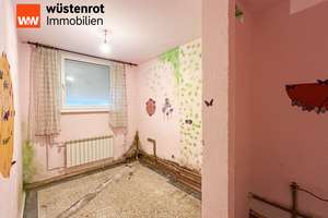 Gröpelingen - Handwerker Traum mit viel Potential, Reihenmittelhaus mit 197 m² Wohnfläche – Die vollständige Adresse der Immobilie erhältst du vom Anbieter., 28237 Lindenhof, Bremen – Vorschaubild 16