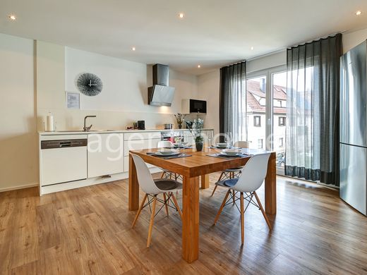 HELL UND LUFTIG - Moderne Wohnung mit 3 Schlafzimmern 