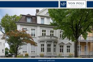 Altbauwohnung mit drei Balkonen und Garage im Konsulatsviertel