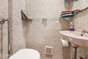 Property thumbnail 11