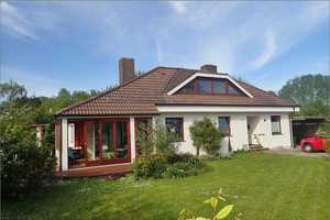Großzügiges Einfamilien- Mehrgenerationenhaus mit Garten in Kasseedorf unweit des Stendorfer Sees – Ostholstein (Kreis) – Vorschaubild 1