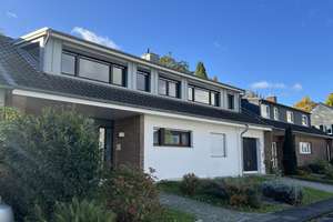 WUNDERSCHÖNES FAMILIENDOMIZIL MIT SEHR VIEL PLATZ – IDEAL FÜR EINE GROSSE FAMILIE – Die vollständige Adresse der Immobilie erhältst du vom Anbieter., 50999 Sürth, Köln – Vorschaubild 6