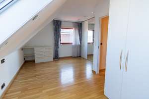 Doppelhaushälfte mit vielen Extras und Garage – Die vollständige Adresse der Immobilie erhältst du vom Anbieter., 22119 Billstedt, Hamburg – Vorschaubild 16