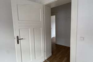 2-Zimmer- Altbauwohnung mit hohen Decken in Krefeld – Kornstraße 59, 47798 Stadtmitte, Krefeld – Vorschaubild 4