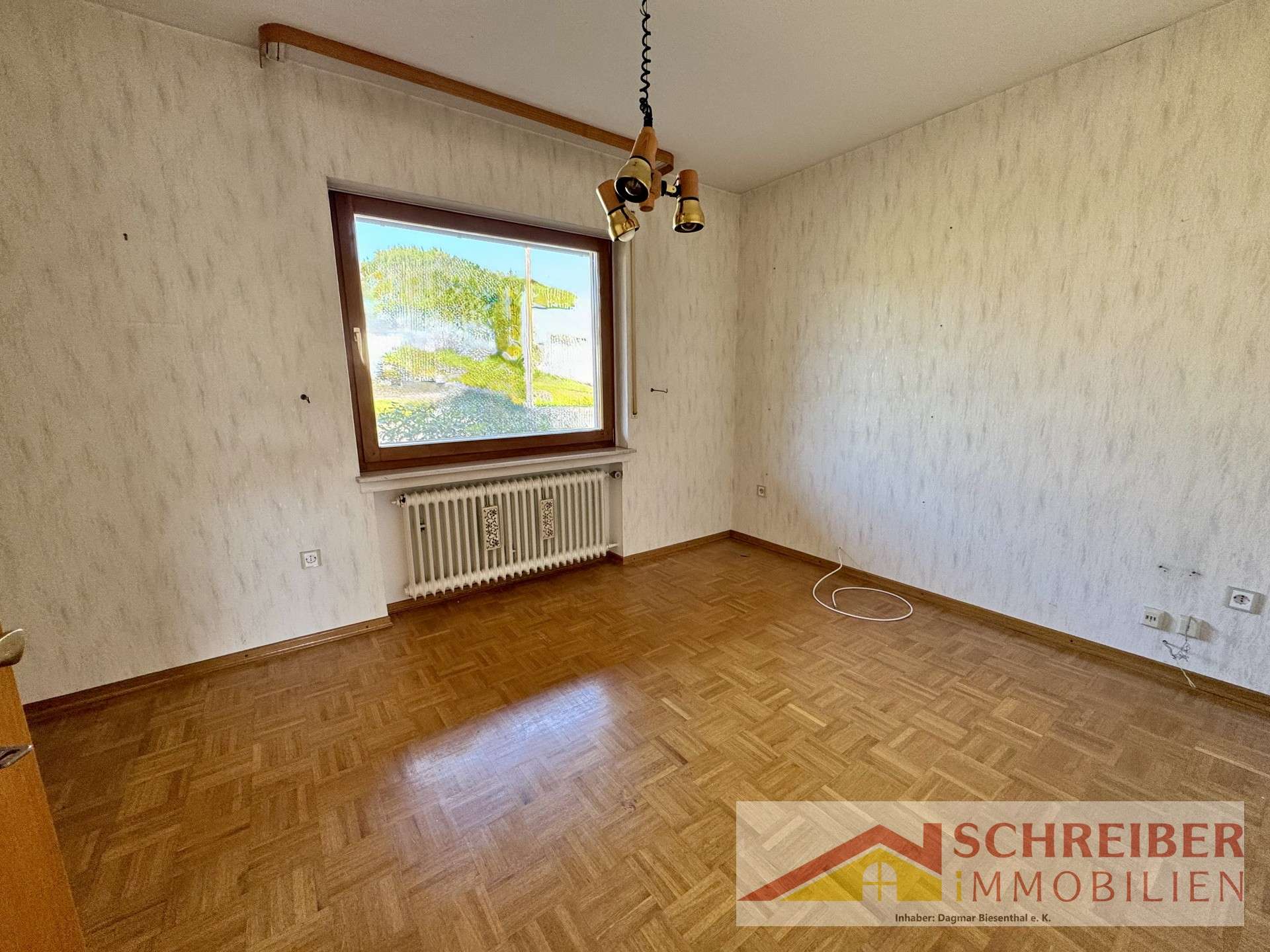 Immobilie in Bad Laasphe - Gepflegtes, großzügiges Einfamilienhaus in Bad Laasphe - Niederlaasphe zu verkaufen - Bild 1