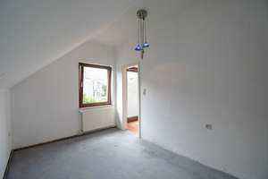6736 - Zweifamilienhaus mit Entwicklungspotenzial in begehrter Lage von Nadorst nahe dem Pferdemarkt – Die vollständige Adresse der Immobilie erhältst du vom Anbieter., 26123 Ehnernviertel, Oldenburg (Oldenburg) – Vorschaubild 11