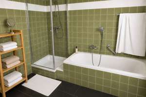 Modernisiertes Familienhaus mit Garten & Terrasse in geschützter Wohnstraße im Regensburger Süden – Fürnrohrstraße 19, 93051 Kumpfmühl-Ziegetsdorf-Neuprüll, Regensburg – Vorschaubild 18