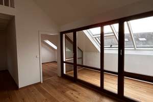 Stilvolle Maisonette-Dachgeschosswohnung mit Wintergarten, Galerie, Aufzug & TG-Stellplatz – Großweidenmühlstr. 24, 90419 St. Johannis, Nürnberg – Vorschaubild 5