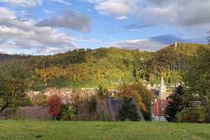 Geräumiges 10-Raum-Einfamilienhaus mit EBK in Geislingen an der Steige