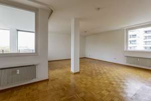 Hoch hinaus: Barrierefreie 3,5‑Raum-Wohnung mit rd. 96 m², Weitblick und TG Stellplatz in Stadtwald  – Die vollständige Adresse der Immobilie erhältst du vom Anbieter., 45133 Stadtwald, Essen – Vorschaubild 2