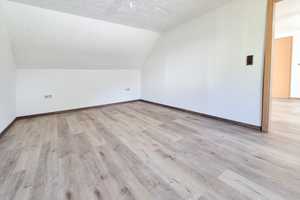 Exklusiv & Kernsaniert | 5 ZKB | 90 qm | GästeWC | Garten | Terrasse | Großer Keller | Garage auf W. – Kusel (Kreis) – Vorschaubild 20