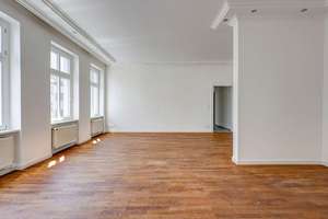 4 Zimmer Wohnung mitten in Kreuzberg in der Nähe vom Landwehrkanal und Park – Die vollständige Adresse der Immobilie erhältst du vom Anbieter., 10999 Kreuzberg, Berlin – Vorschaubild 2
