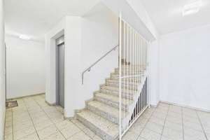 Gepflegtes Penthouse in attraktiver Wohnlage von Köln mit großzügiger Dachterrasse! – Ober Buschweg 1A, 50999 Sürth, Köln – Vorschaubild 4